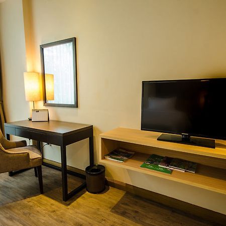 Rimkhobfa Urban Resort 방콕 외부 사진
