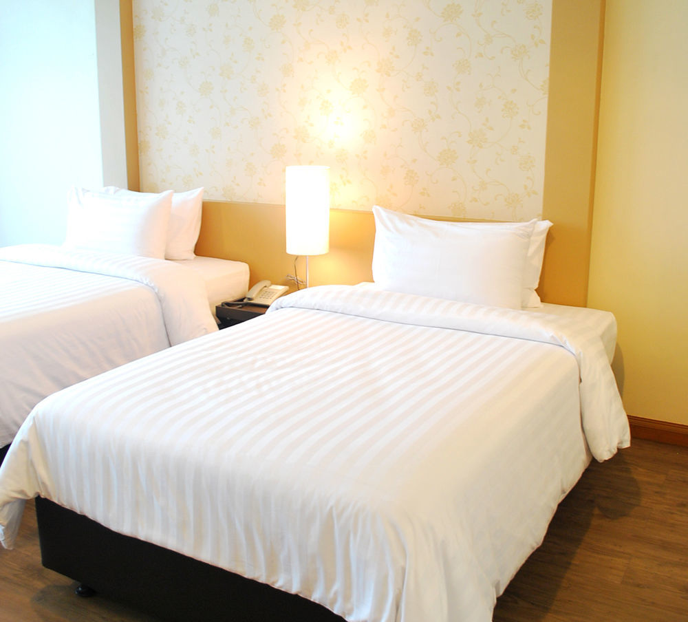 Rimkhobfa Urban Resort 방콕 외부 사진